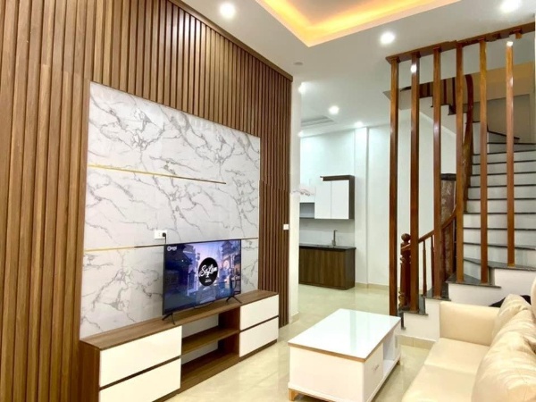Bán nhà 4 tầng gần ĐH Công Nghiệp, ĐH Thành Đô Hà Nội